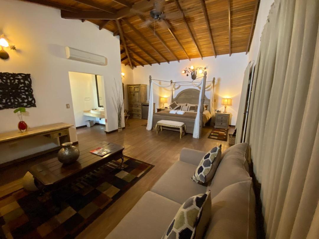 Ara Meru Lodge Canaima Екстер'єр фото