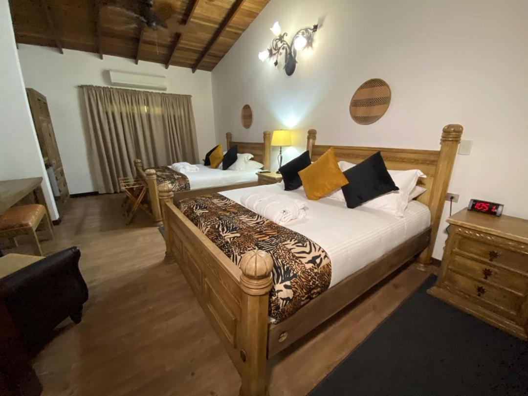 Ara Meru Lodge Canaima Екстер'єр фото