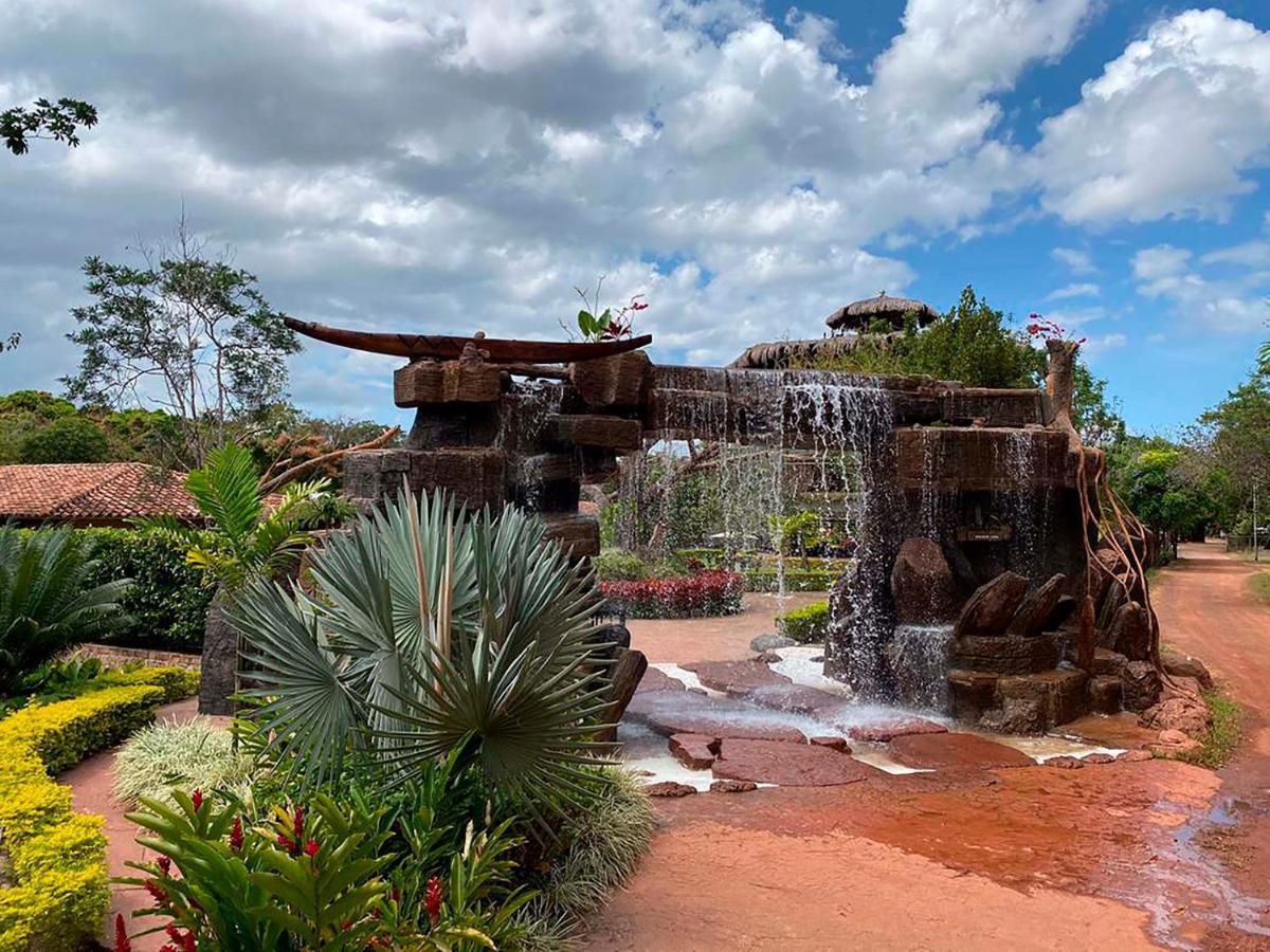 Ara Meru Lodge Canaima Екстер'єр фото